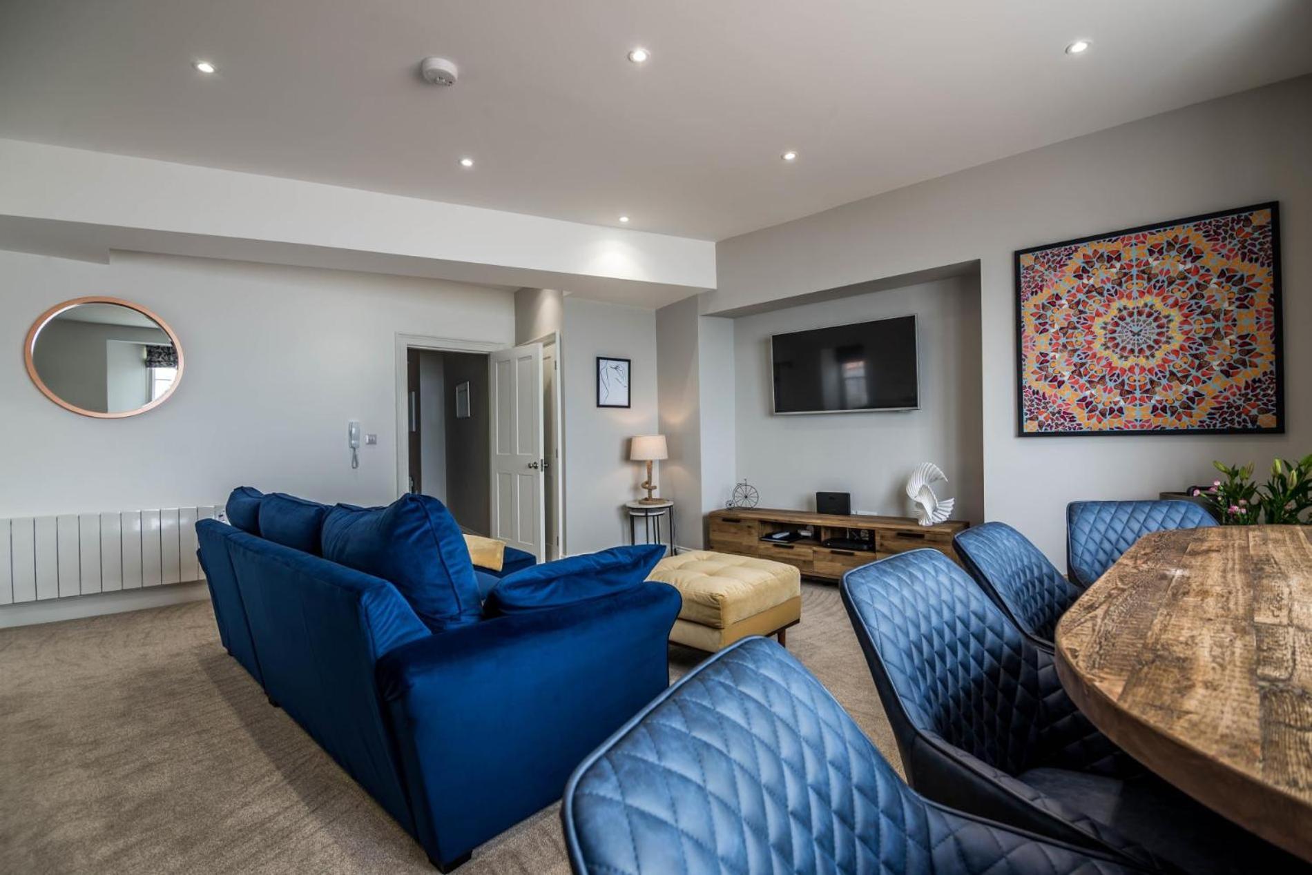 Lady Tenby - 2 Bedroom Apartment - Тенби Экстерьер фото