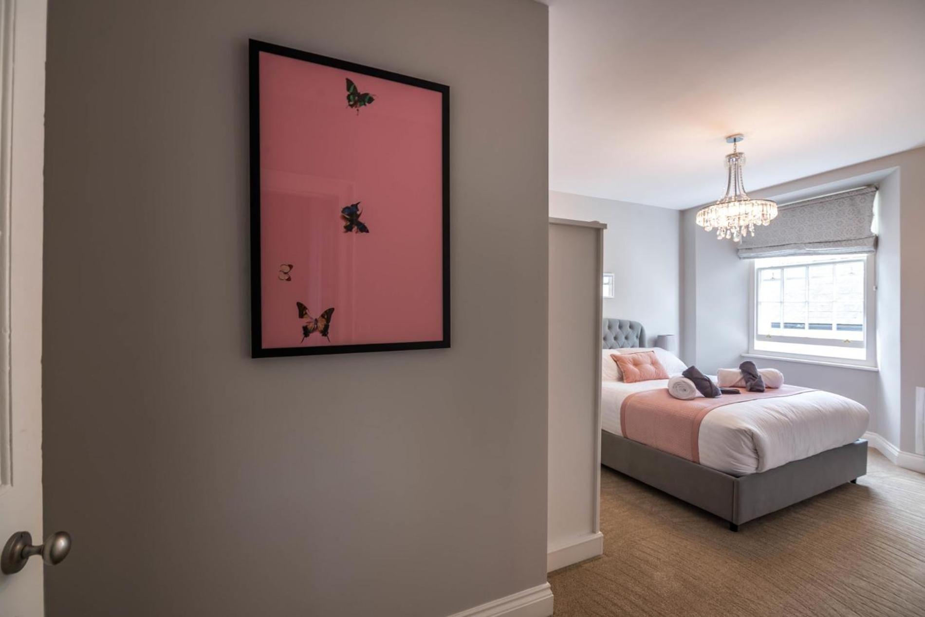 Lady Tenby - 2 Bedroom Apartment - Тенби Экстерьер фото